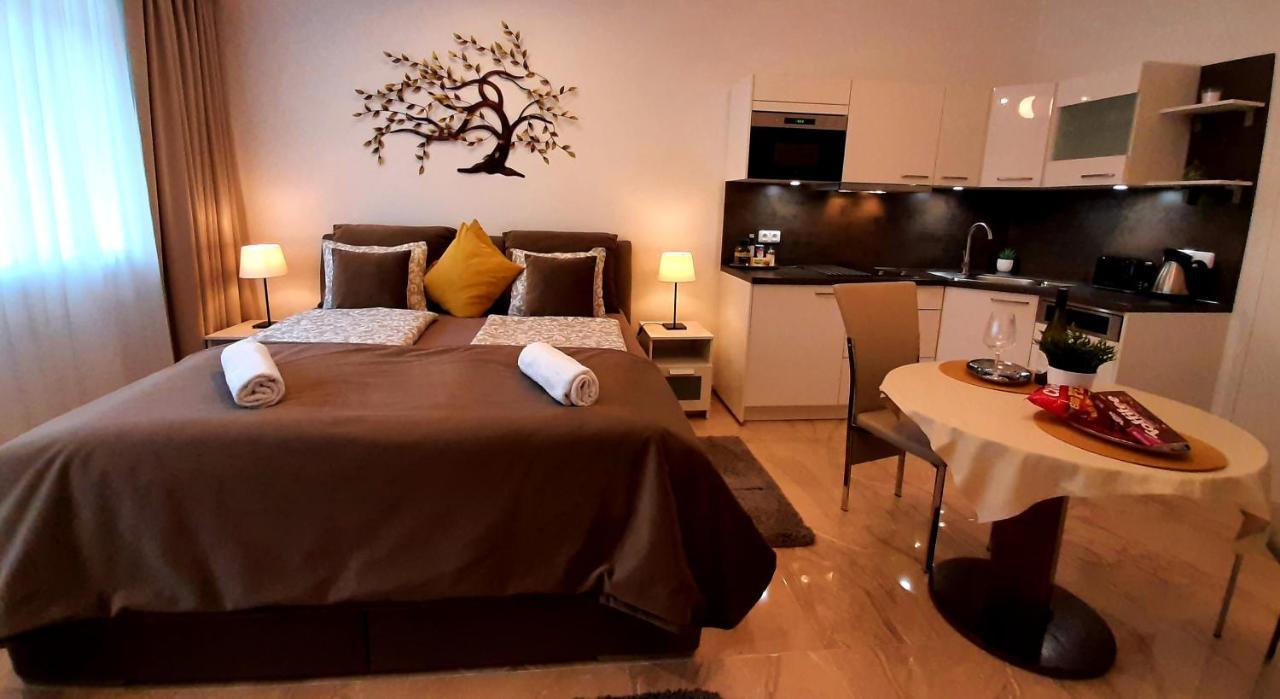 Nobless Apartments Holedna برنو المظهر الخارجي الصورة