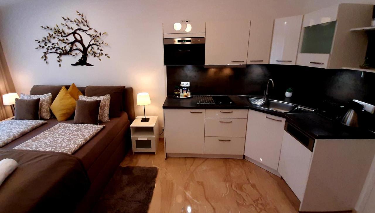 Nobless Apartments Holedna برنو المظهر الخارجي الصورة